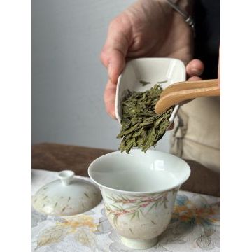 Лун Цзинь (Колодец Дракона)  龍井茶 - зеленый чай