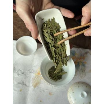 Лун Цзинь (Колодец Дракона)  龍井茶 - зеленый чай
