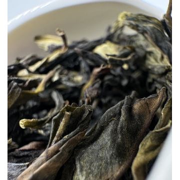 Я Ши Сян (Аромат Утиного Помета)  鸭屎香 - улун