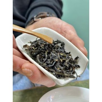 Я Ши Сян (Аромат Утиного Помета)  鸭屎香 - улун